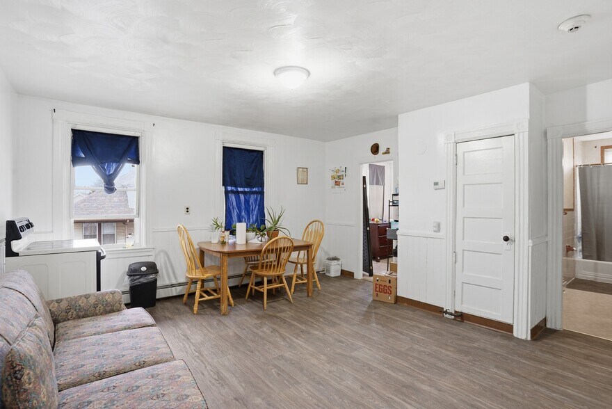 More Photos Of 17 Ledge St, Providence Apartments For Sale