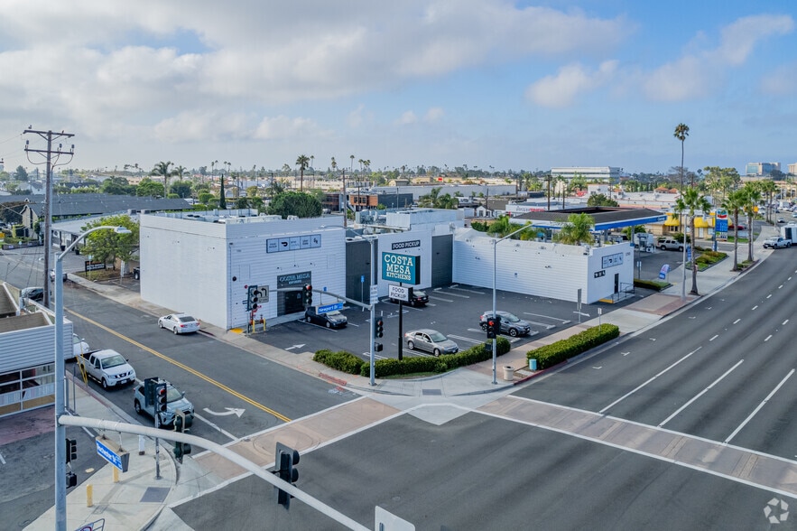 More Photos Of 1750 Newport Blvd, Costa Mesa Storefront For Lease