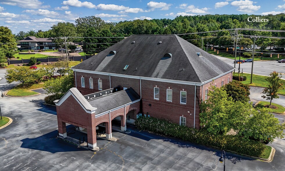More Photos Of 501 Roper Mountain Rd, Greenville Office For Lease