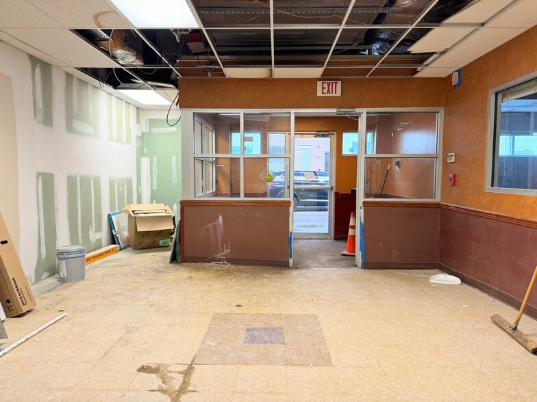 More Photos Of 1239 Taney st, Philadelphia Healthcare For Lease