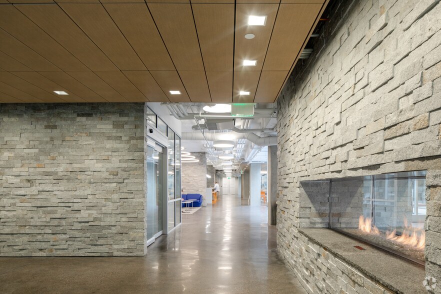 More Photos Of 370 17th St, Denver Office For Lease