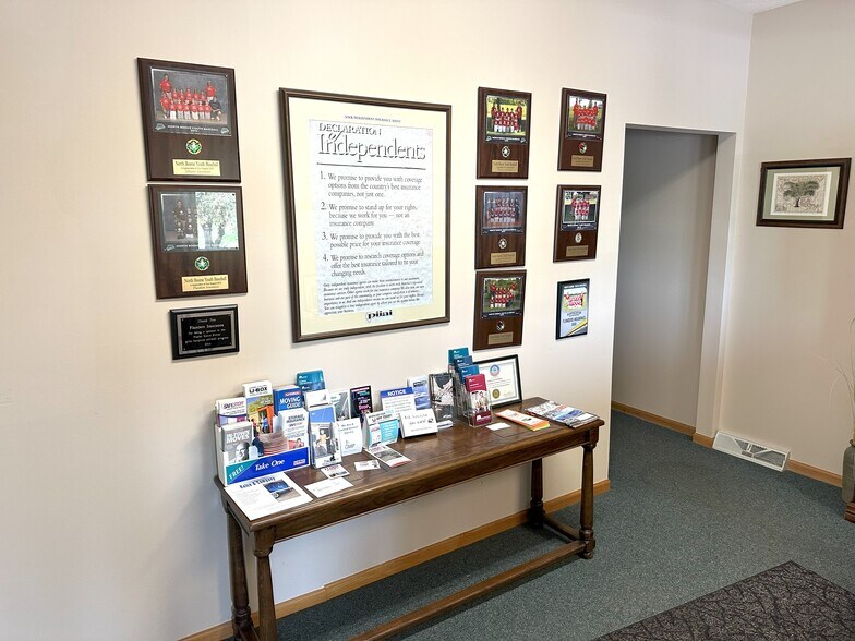 More Photos Of 1947 N Lyford Rd, Rockford Self Storage For Lease