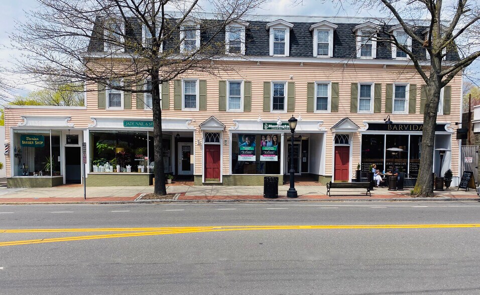 Primary Photo Of 879-889 Post Rd, Darien Storefront Retail Residential For Lease