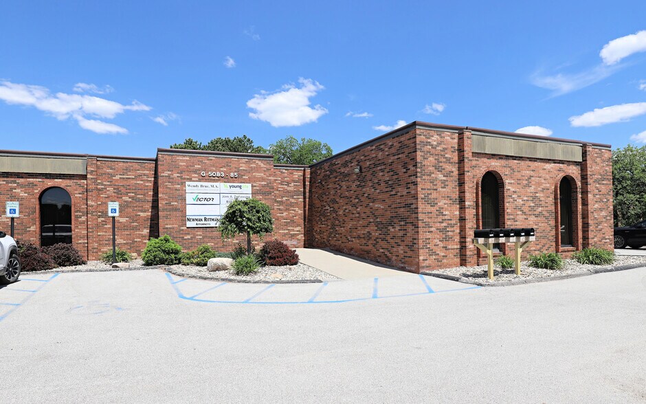 Primary Photo Of 5083-5085 Miller Rd, Flint Office For Sale