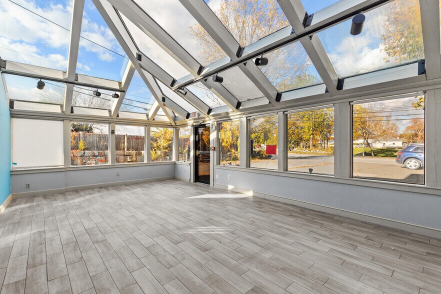 More Photos Of 430 Maple St, Danvers Freestanding For Sale