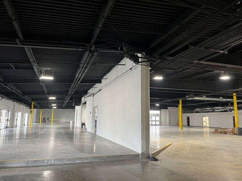 More Photos Of 1614 E 7th St, Los Angeles Unknown For Lease