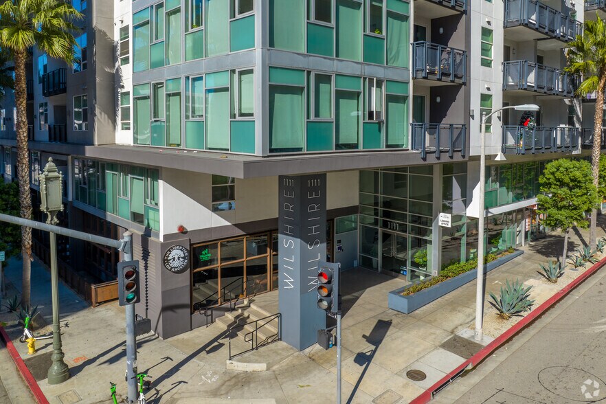 More Photos Of 1111 Wilshire Blvd, Los Angeles Apartments For Lease
