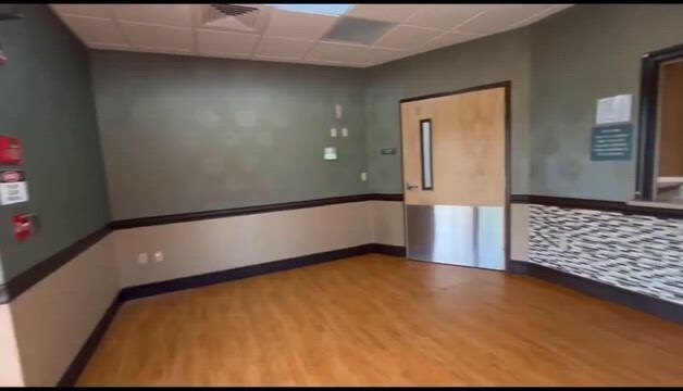 Primary Photo Of 923 S Broadway, Portland Medical For Sale