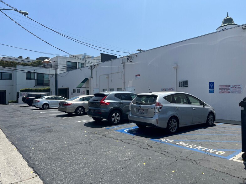 More Photos Of 11685-11695 National Blvd, Los Angeles Loft Creative Space For Lease