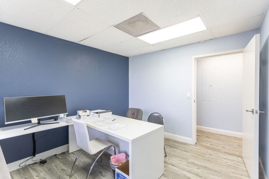 More Photos Of 3838 Watt Ave, Sacramento Medical For Lease