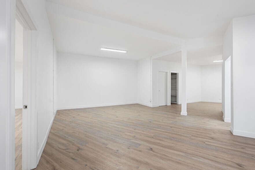 More Photos Of 3170 E 11th St, Los Angeles Warehouse For Lease