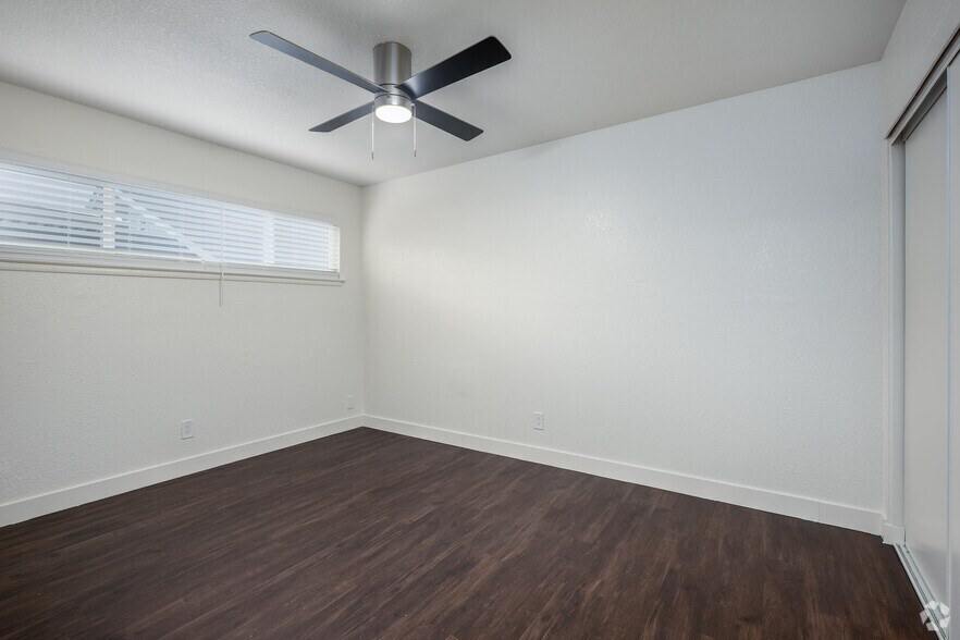 More Photos Of 3130-3132 3rd Ave, Sacramento Apartments For Sale