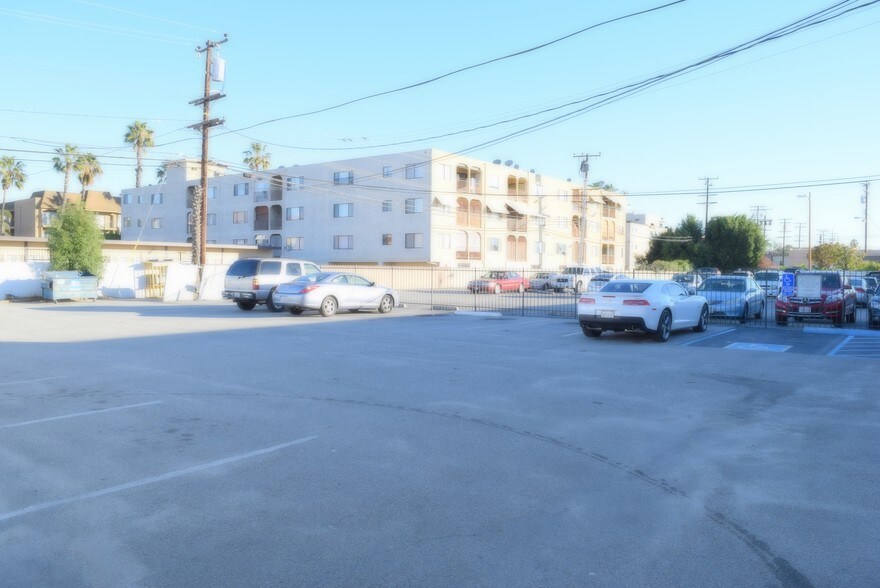 More Photos Of 3530 Long Beach Blvd, Long Beach Office For Lease