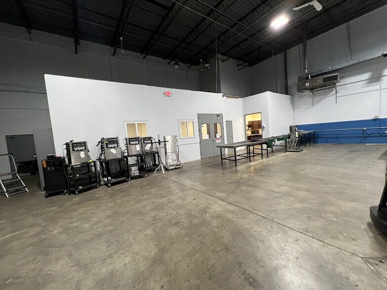 More Photos Of 1100 Milik St, Carteret Manufacturing For Sale