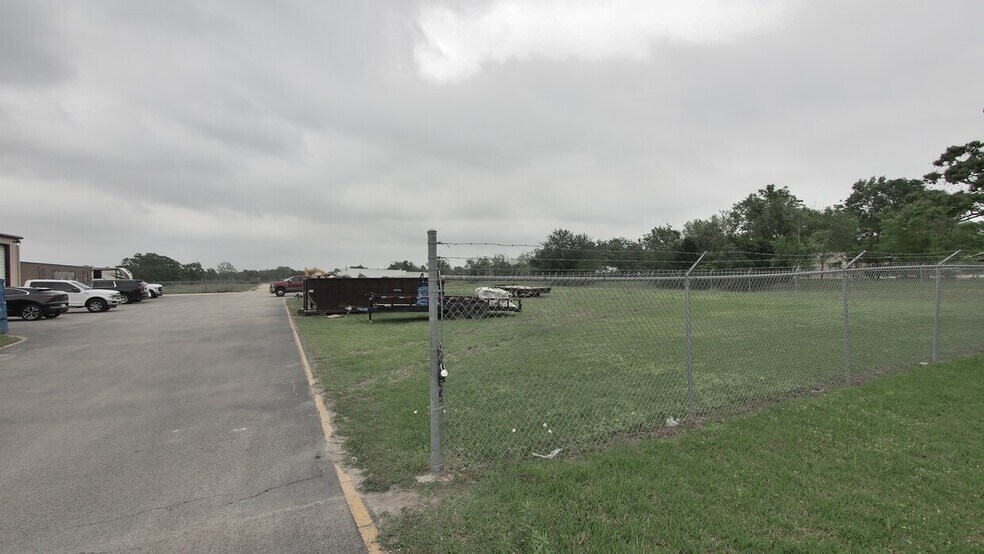 More Photos Of 5702 John Martin Rd, Baytown Apartments For Sale