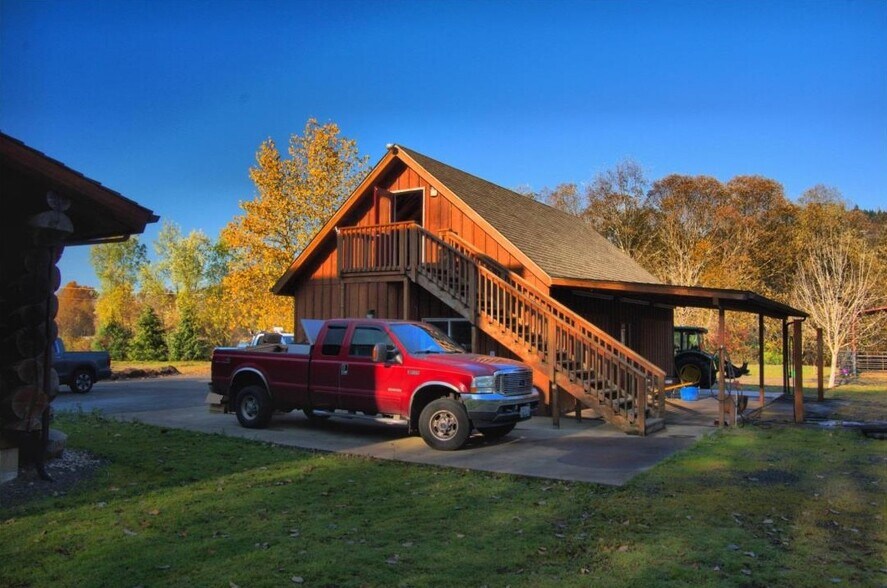 More Photos Of 117 Kalama River Rd, Kalama Restaurant For Lease