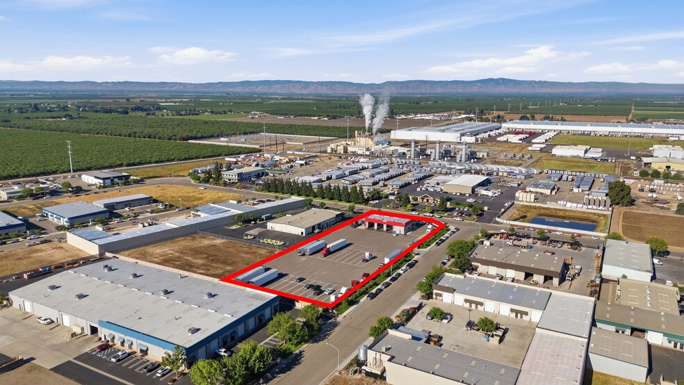 More Photos Of 4376 Farm Supply Dr, Ceres Truck Terminal For Sale
