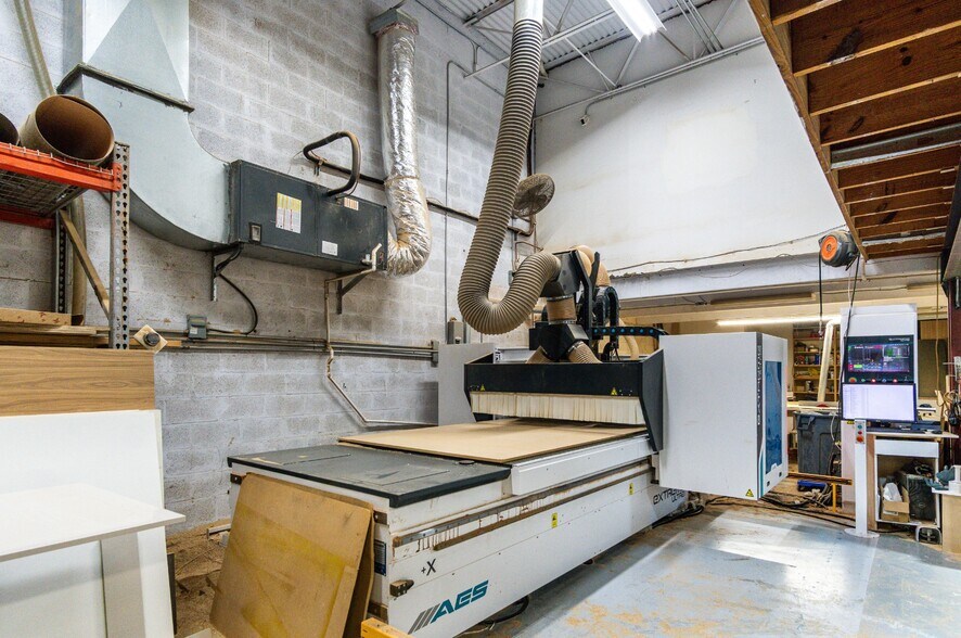 More Photos Of 13288 SW 120th St, Miami Manufacturing For Sale