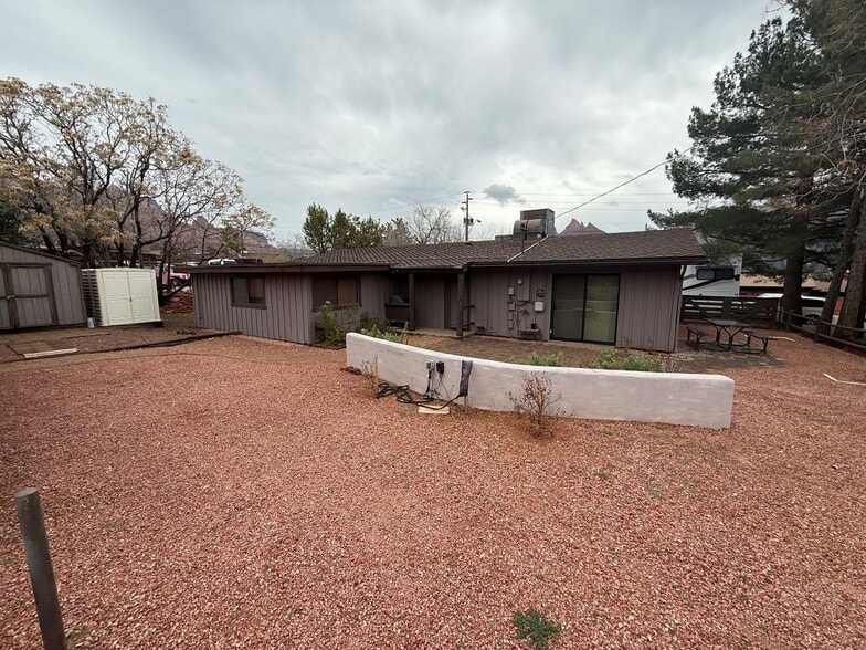 More Photos Of 271 Van Deren Rd, Sedona Office For Lease