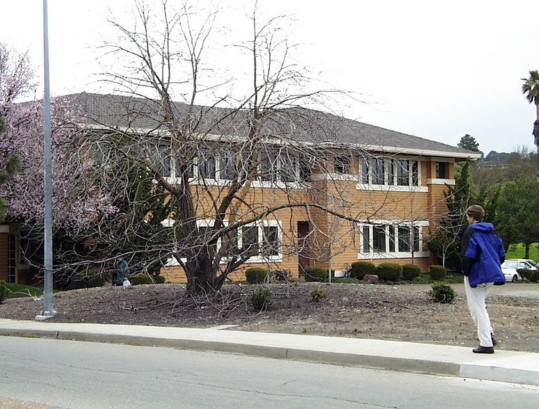 More Photos Of 1150 Moraga Way, Moraga Office For Lease