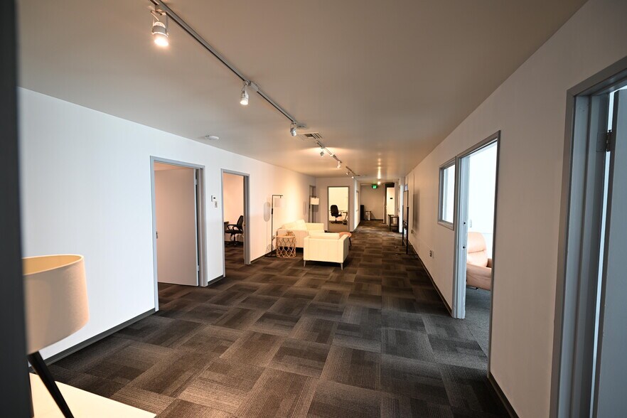 More Photos Of 7311 Radford Ave, North Hollywood Manufacturing For Lease