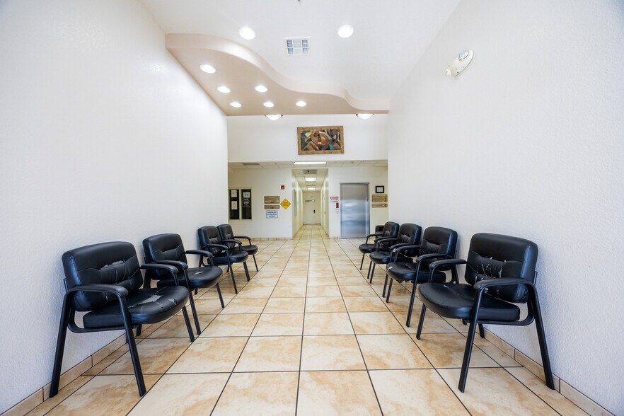 More Photos Of 1503 N Imperial Ave, El Centro Medical For Sale