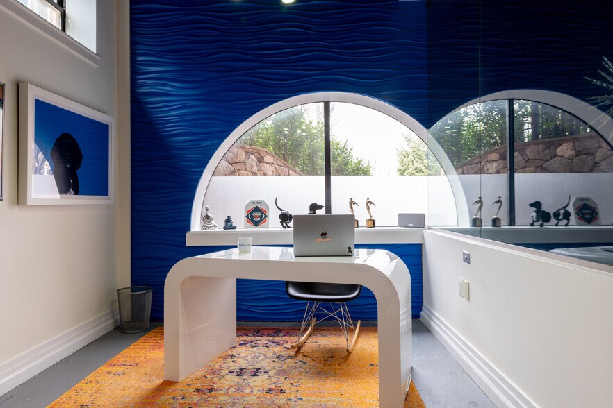 More Photos Of 3145 Mount Vernon Ave, Alexandria Office For Sale