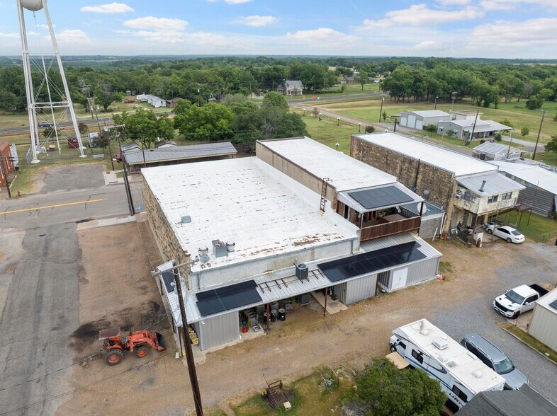 More Photos Of 412-414 Main St, Windom Restaurant For Sale