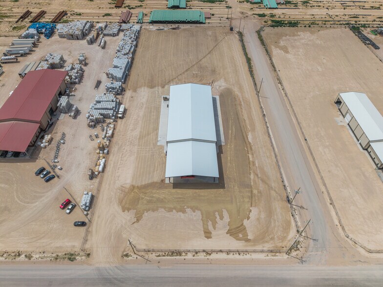 More Photos Of 16697 W Basin St, Odessa Industrial For Lease