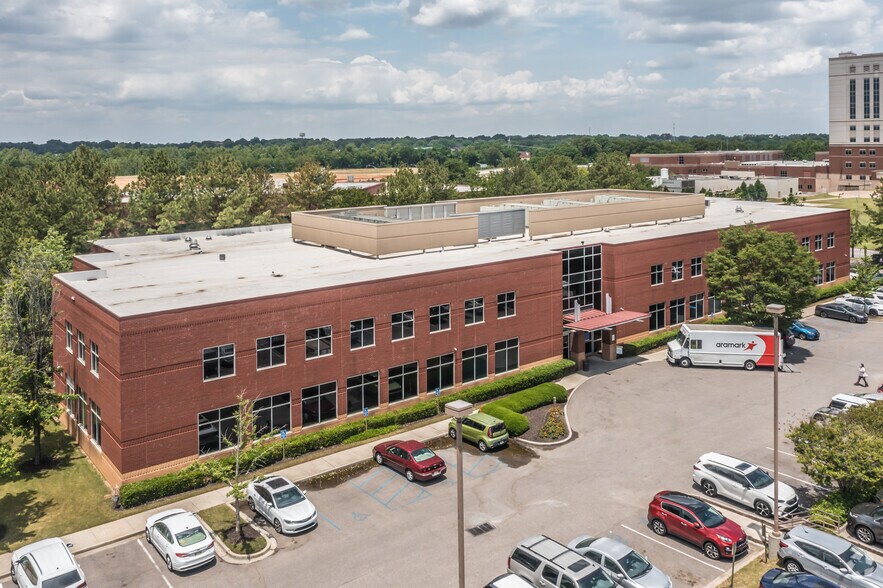 More Photos Of 391 Southcrest Cir, Southaven Medical For Lease