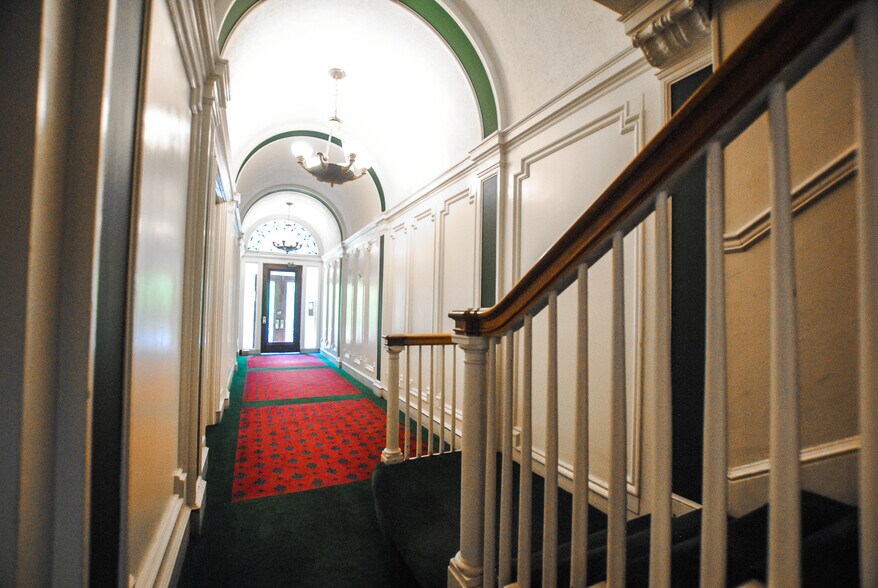 More Photos Of 809 Cathedral St, Baltimore Apartments For Lease