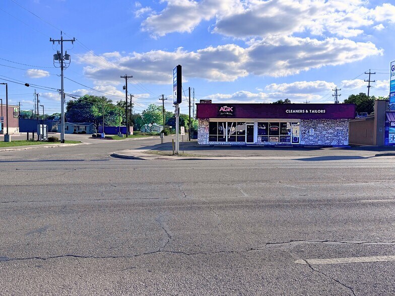 More Photos Of 609 Pat Booker Rd, Universal City Storefront Retail Office For Sale