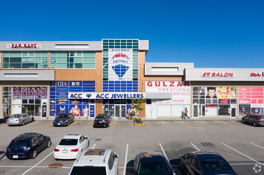 More Photos Of 12899 80th Ave, Surrey Storefront Retail Office For Lease