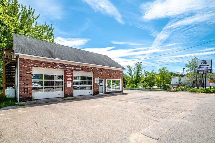 More Photos Of 45 Main St, Conway Auto Repair For Sale