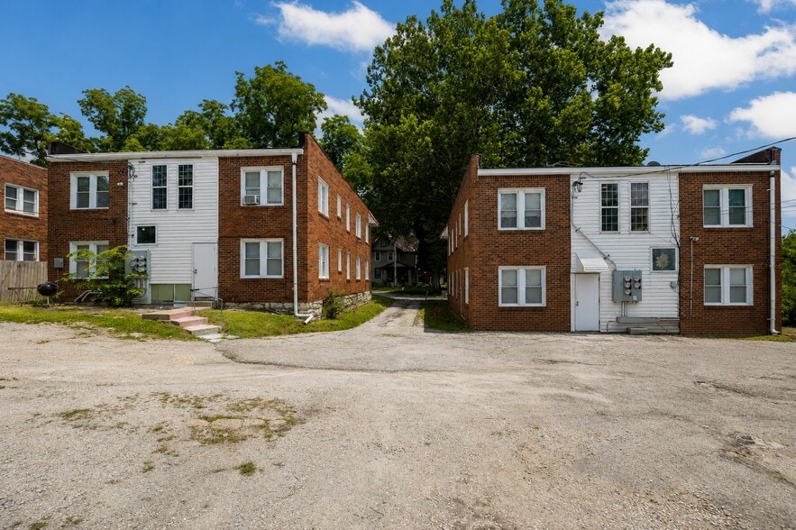 More Photos Of 4240-4244 Holly Street, Kansas City Multifamily For Sale