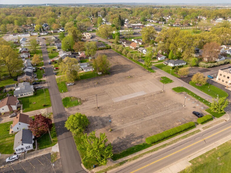 More Photos Of 323 Marion Ave, Massillon Medical For Sale