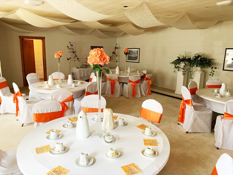 More Photos Of 375 North Dr, South Elgin Religious Facility For Sale