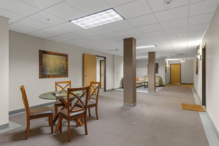 More Photos Of 1120 E Parkway Ave, Oshkosh Multifamily For Sale