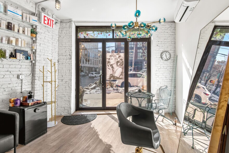 More Photos Of 251-253 Metropolitan Ave, Brooklyn Apartments For Lease