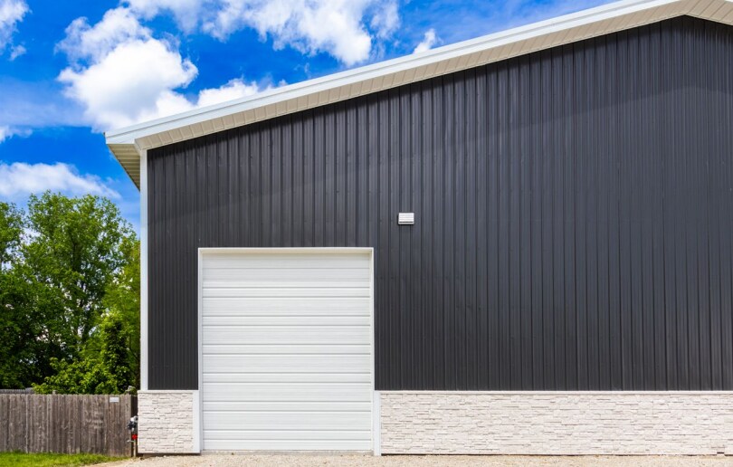 More Photos Of 928 Benton St, Valley Park Warehouse For Lease