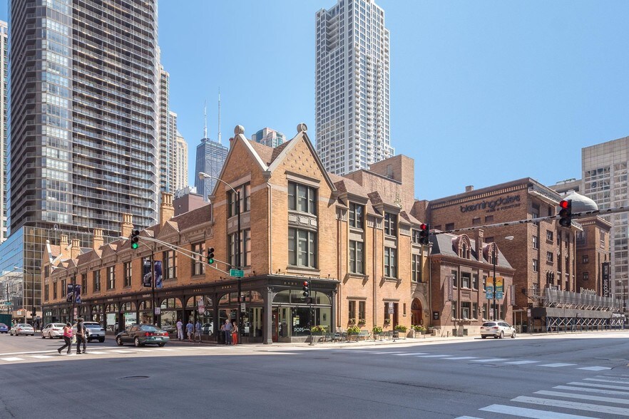 More Photos Of 601-623 N State St & 4 E Ohio St, Chicago Coworking Space