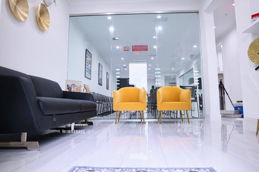 More Photos Of 2681 MacArthur Blvd, Lewisville Medical For Sale