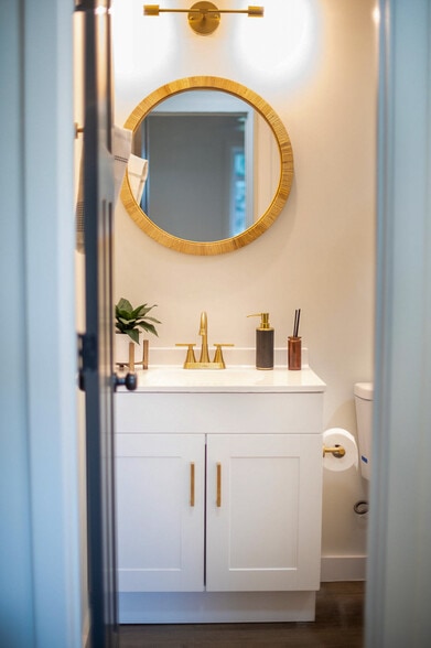 More Photos Of 1733 Main Rd, Johns Island Office For Sale