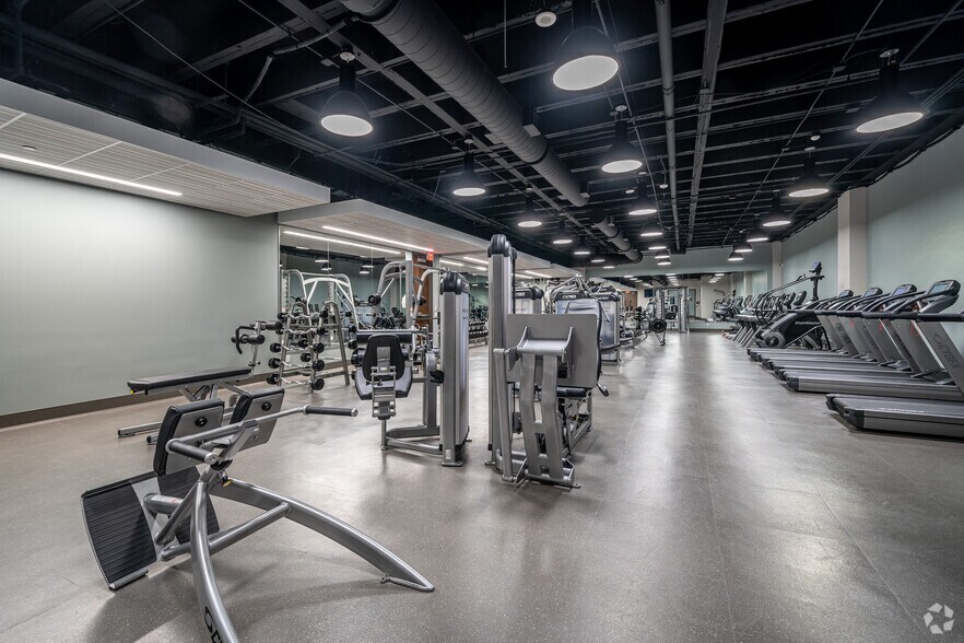 More Photos Of 5333 Westheimer Rd, Houston Office For Lease