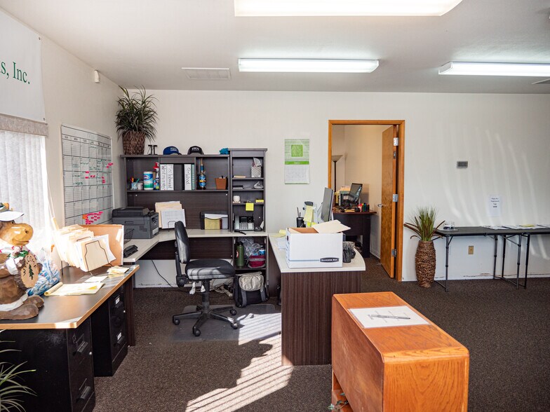 More Photos Of 1744 Main St, Sweet Home Warehouse For Sale