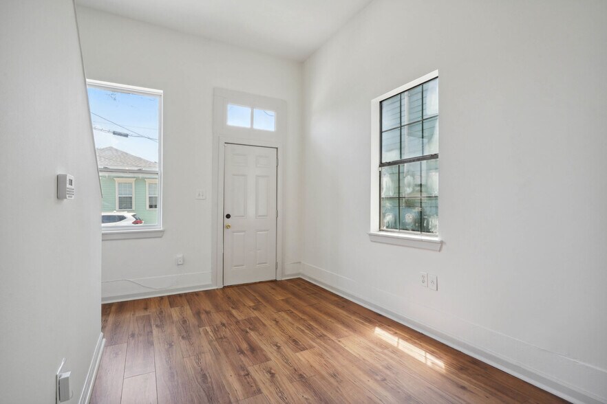 More Photos Of 2008 Foucher St, New Orleans Multifamily For Sale