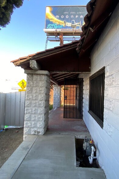 More Photos Of 5324-5326 Pacific Blvd, Huntington Park Manufacturing For Sale