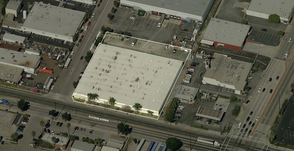 More Photos Of 8401 E Slauson Ave, Pico Rivera Warehouse For Lease