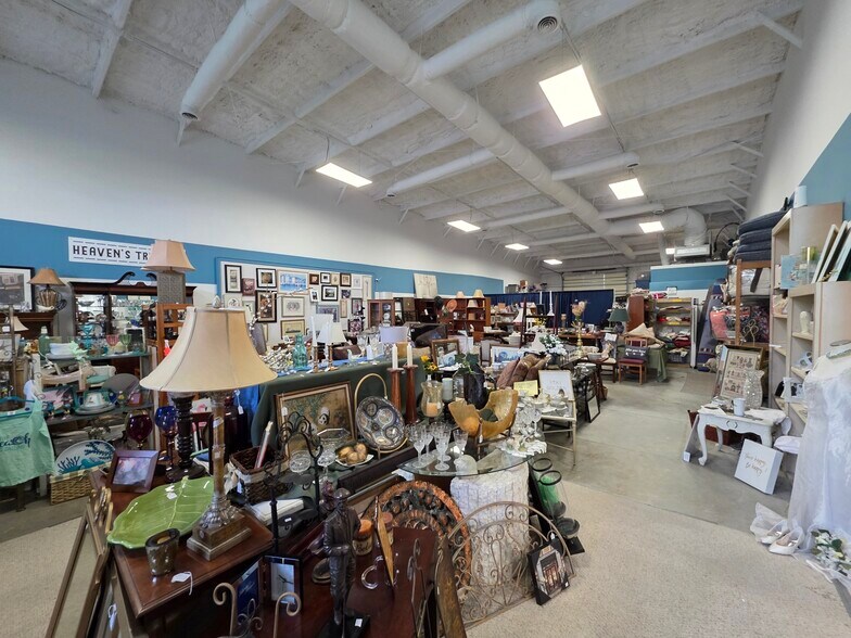 More Photos Of 4371 Bluffton Parkway, Bluffton Storefront Retail Office For Lease