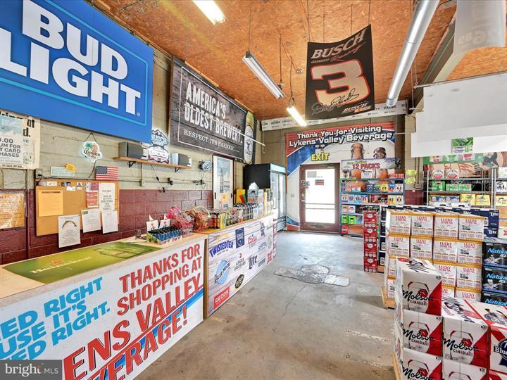 More Photos Of 20 Main St, Lykens Freestanding For Sale